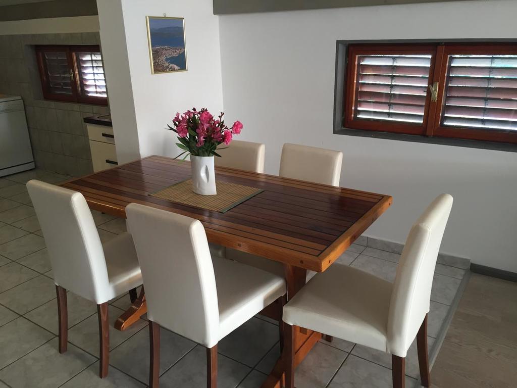 Apartments Pavic Betina  Luaran gambar