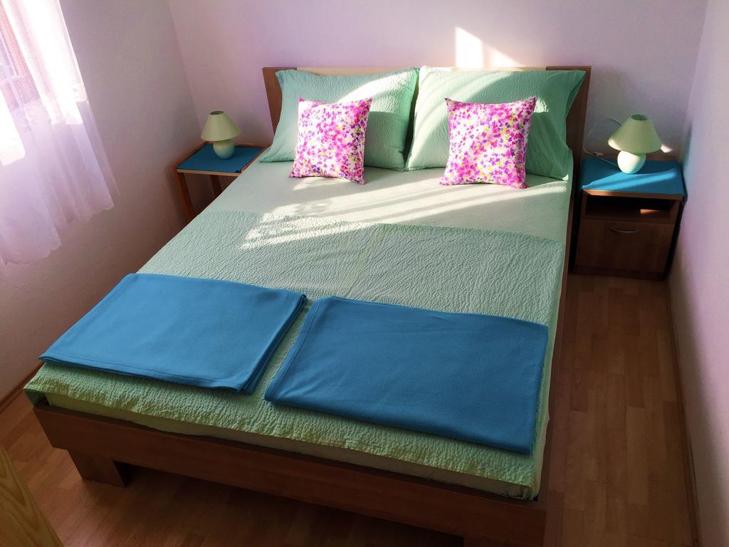 Apartments Pavic Betina  Luaran gambar