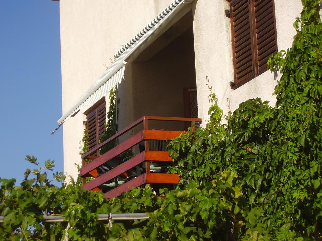 Apartments Pavic Betina  Luaran gambar